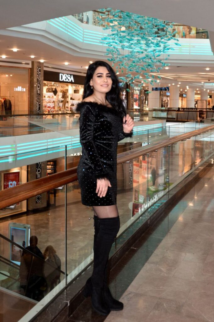 MERYEM — Kuşadası Escort