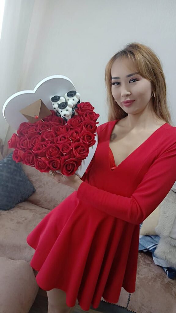 Eliza — Kuşadası Escort